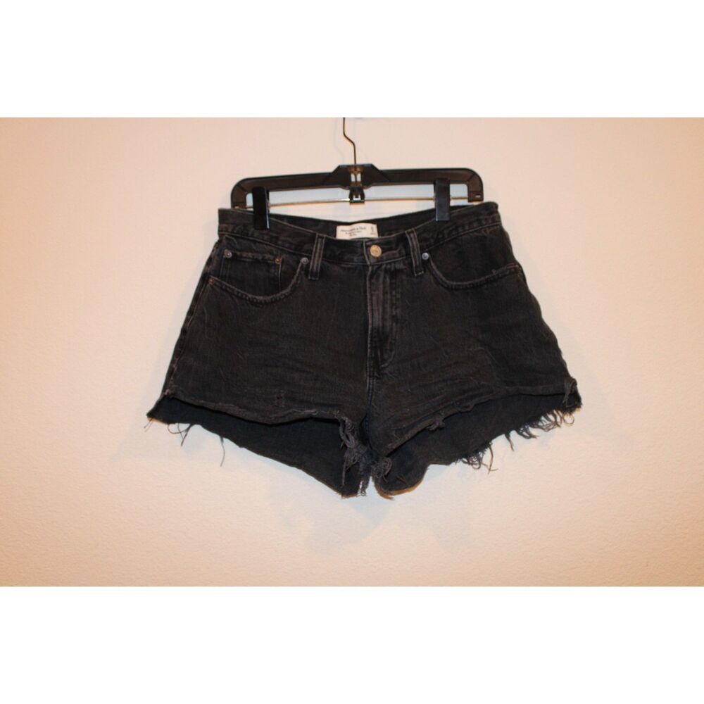 Abercrombie and Fitch black the boyfriend mid rise cut off shorts size 29/8